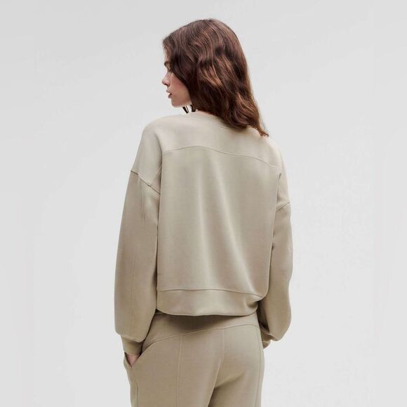 🏷️ Lululemon Softstreme Perfectly Oversized Cropped Crew - Picture 9 of 9